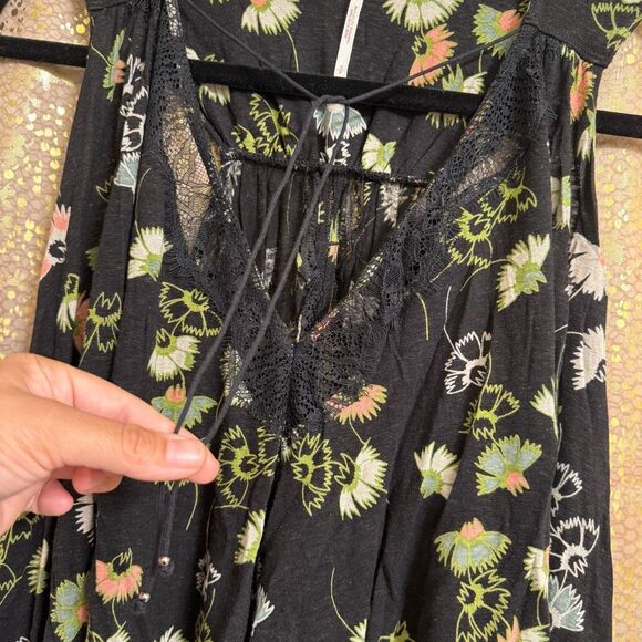 Free People Black Floral Love Potion Open Back Handkerchief Hem Tank Small - Picture 4 of 8
